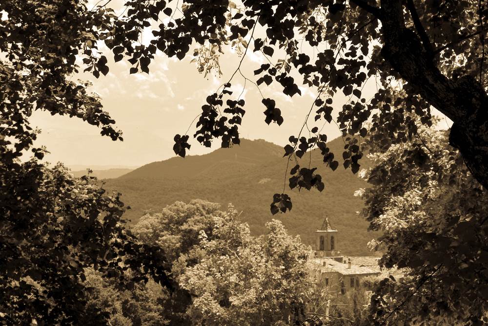Prendre le temps d'une sieste a` la Bastide du Claus